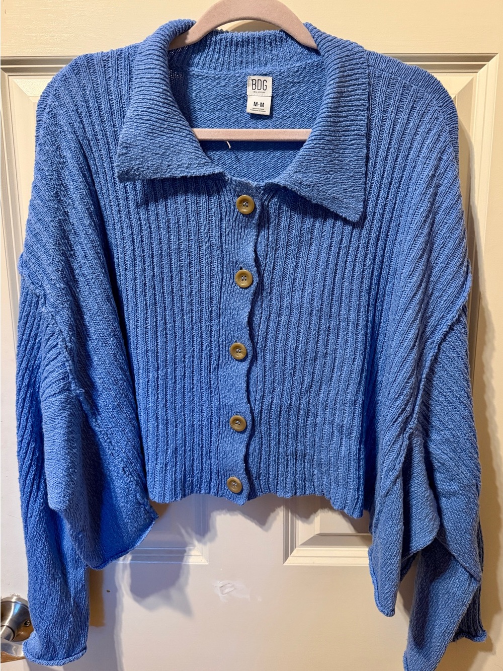 BDG Cropped Ribbed Button-Up Cardigan in Blue